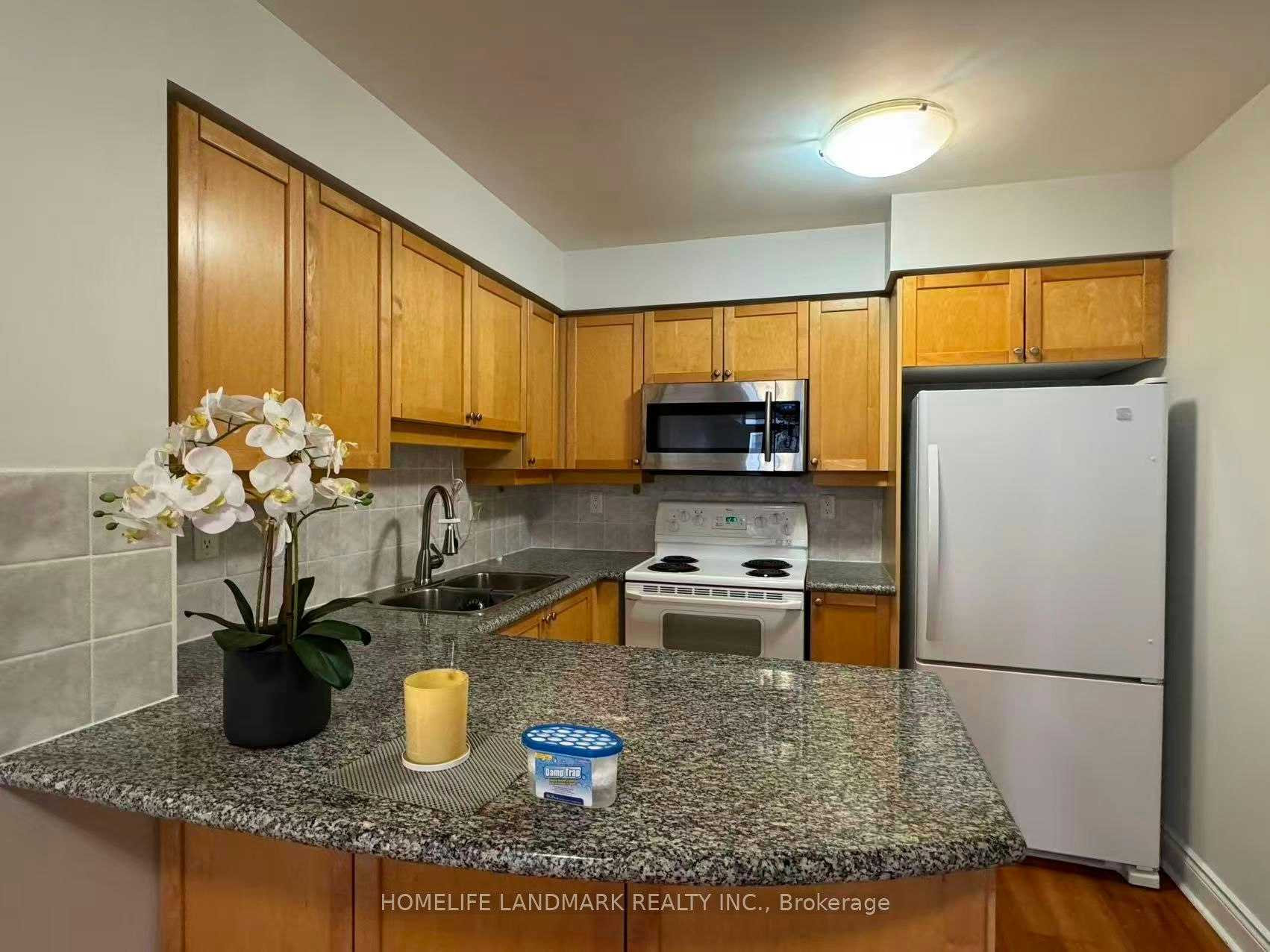 1005-78 Harrison Garden Boulevard, Toronto, ON, M2N 7E2 - 2