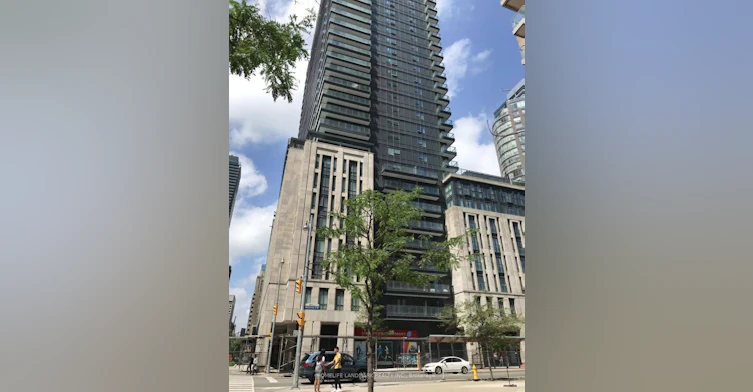 1513-955 Bay Street, Toronto, ON, M5S 2A2