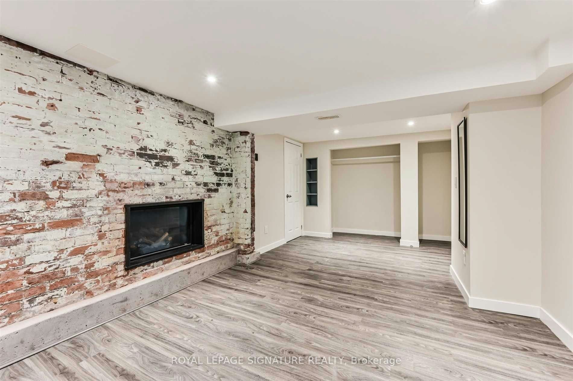 Lower-147 Gloucester Grove, Toronto, ON, M6C 2A9 - 12