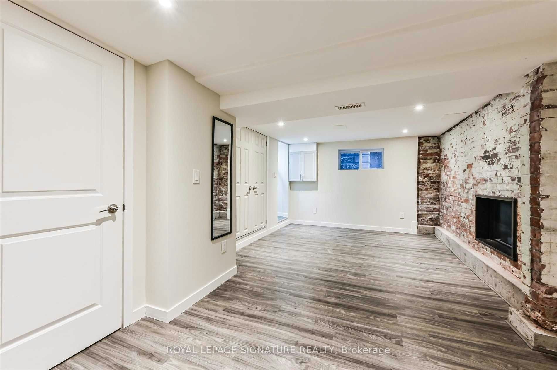 Lower-147 Gloucester Grove, Toronto, ON, M6C 2A9 - 11