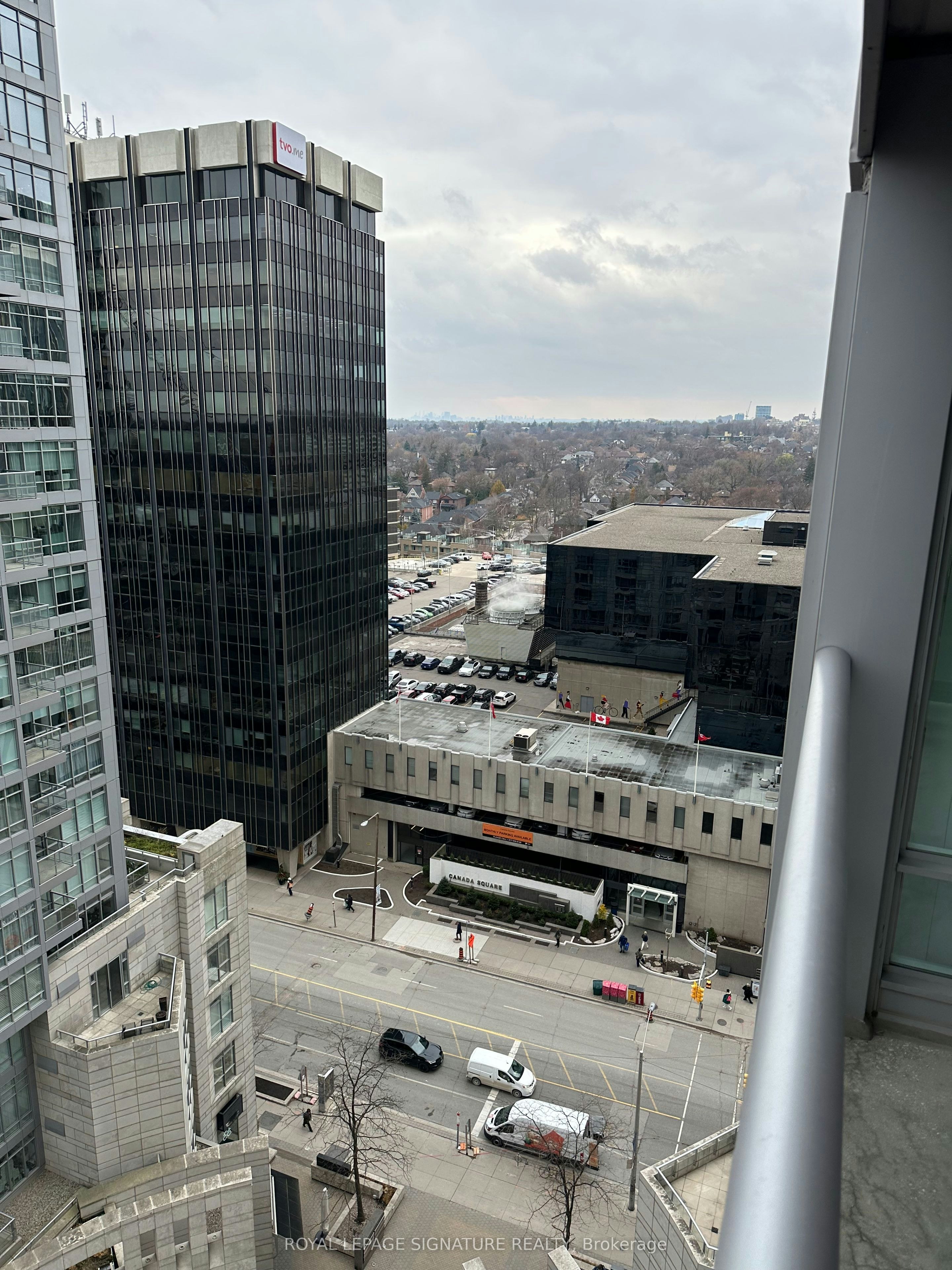1704-2191 Yonge Street, Toronto, ON, M4S 3H8 - 2