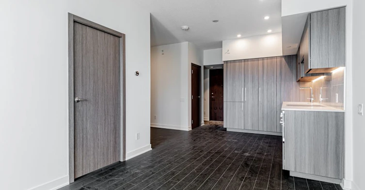 2608-19 Bathurst Street, Toronto, ON, M5V 0N2 - 8