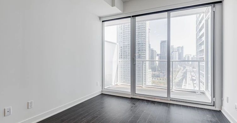 2608-19 Bathurst Street, Toronto, ON, M5V 0N2 - 3
