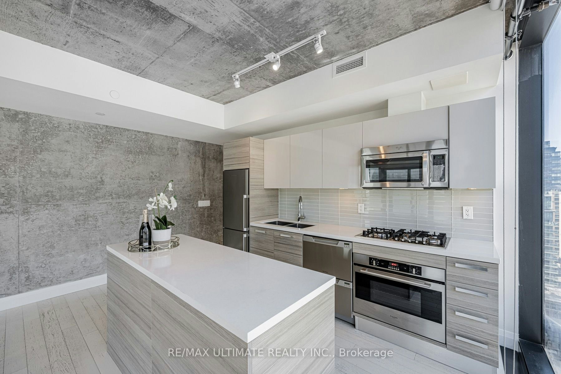 1504-224 King Street W, Toronto, ON, M5H 0A6 - 10