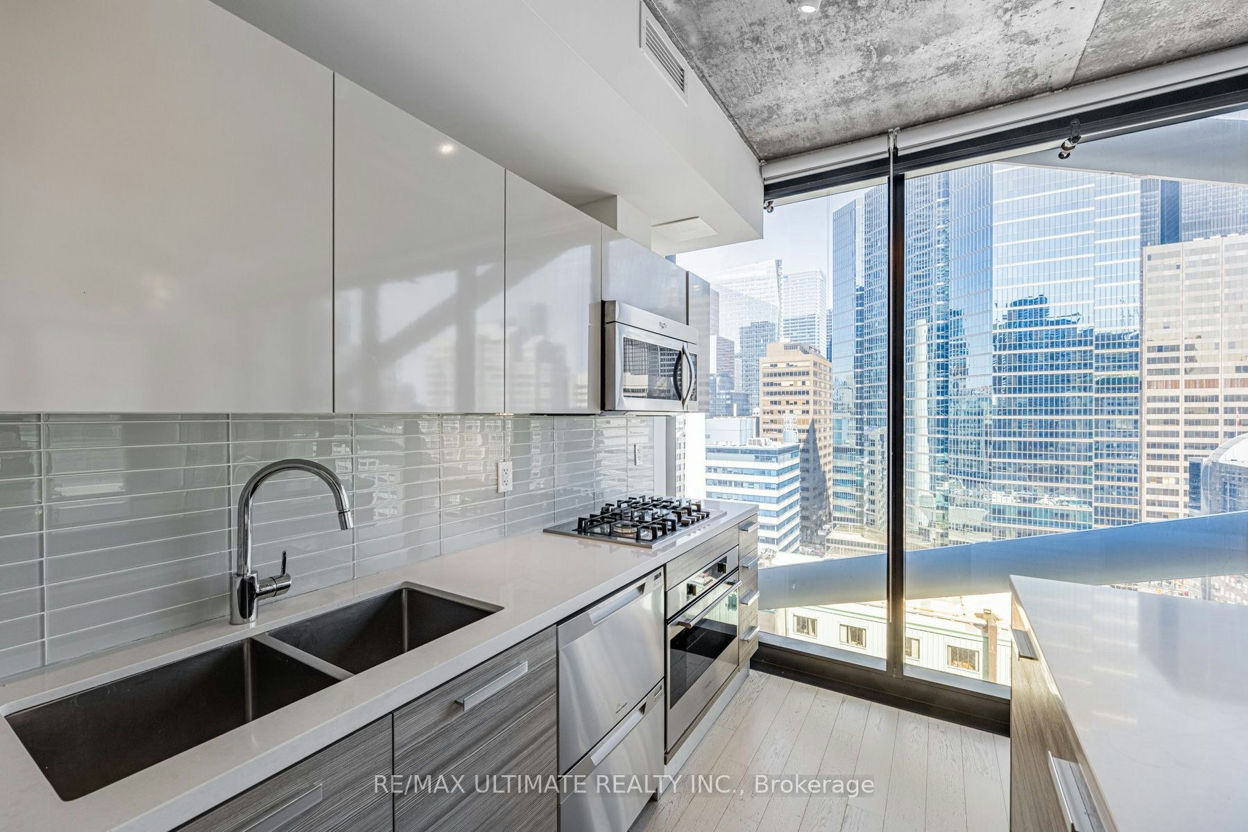 1504-224 King Street W, Toronto, ON, M5H 0A6 - 9