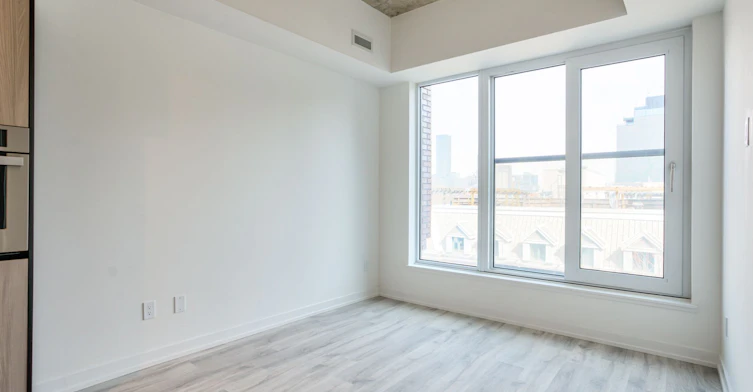 704-2 Augusta Street, Toronto, ON, M5V 1Y4 - 9