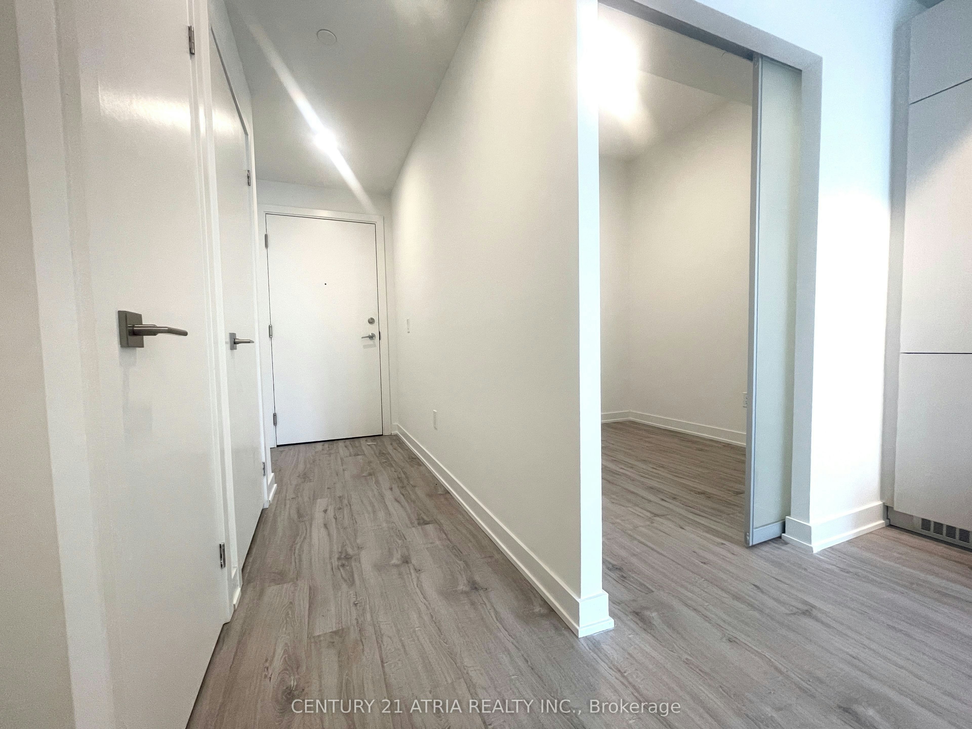 2105-252 Church Street, Toronto, ON, M5B 1Z2 - 4