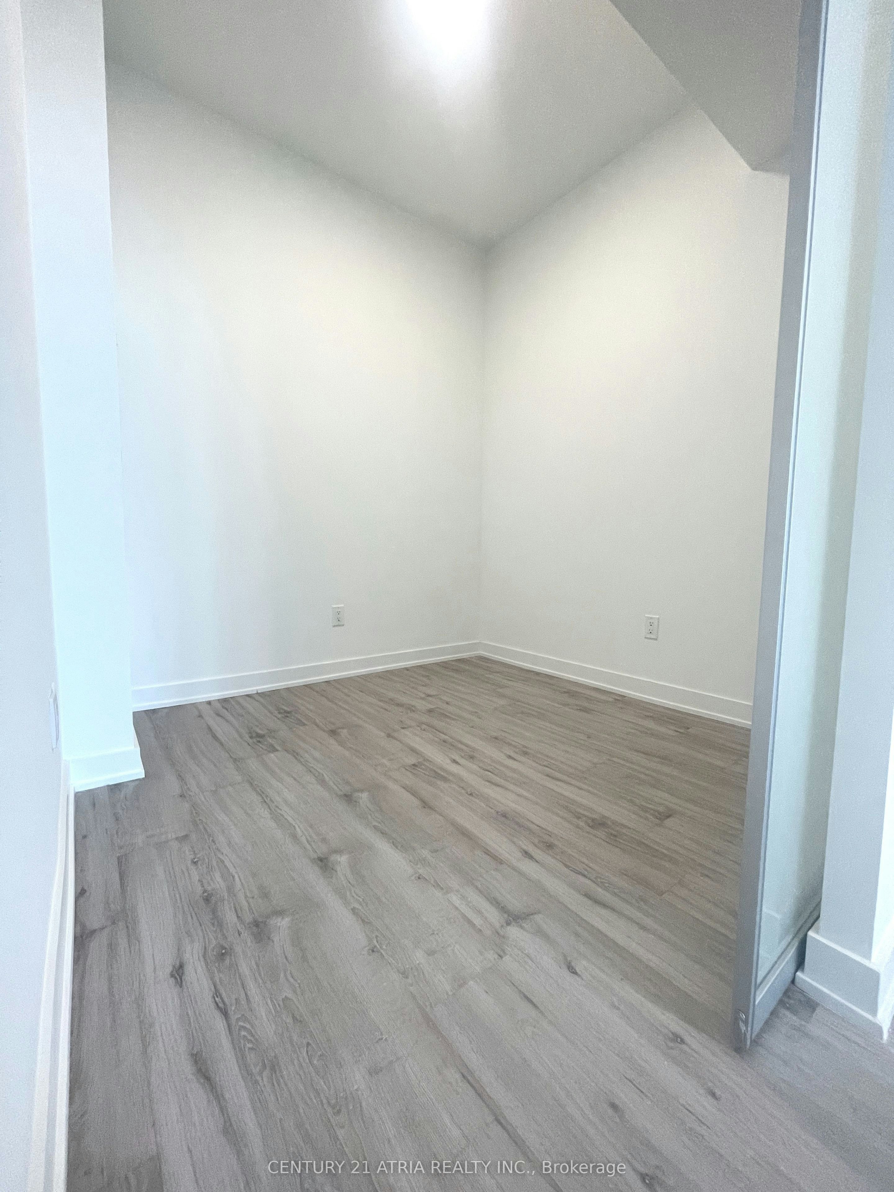 2105-252 Church Street, Toronto, ON, M5B 1Z2 - 2