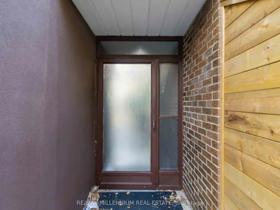 65 Castlefield Avenue - 3
