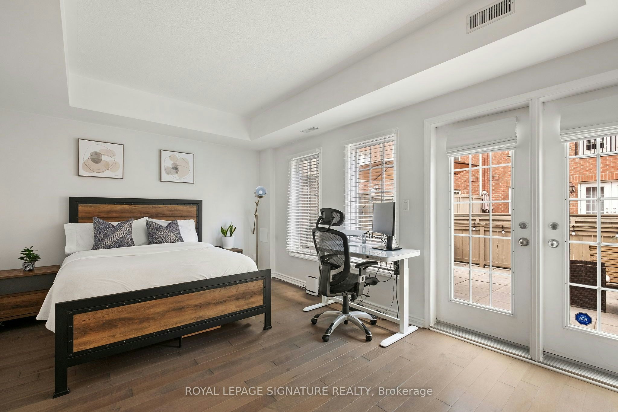 8C Portland Street, Toronto, ON, M5V 3N6 - 13