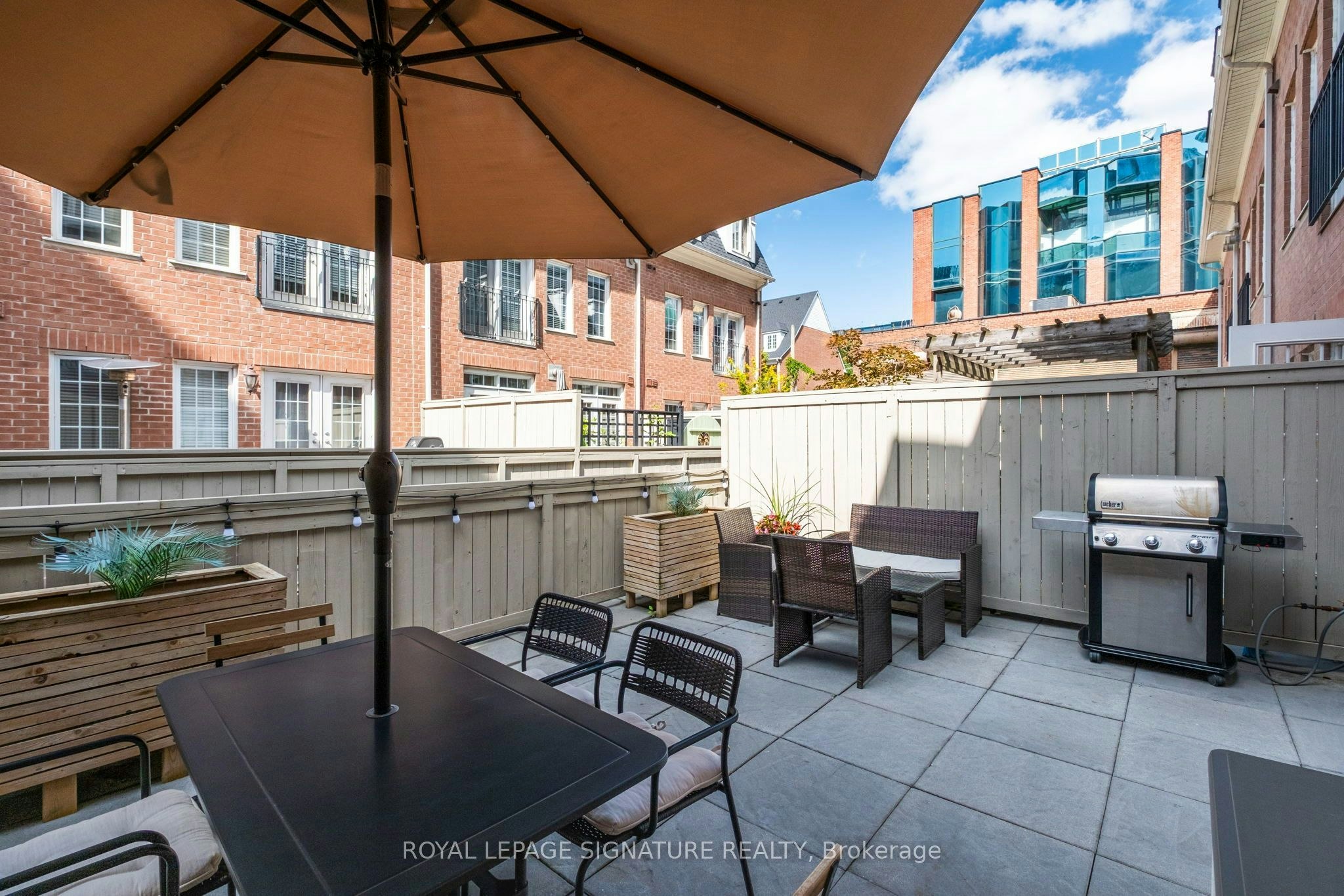 8C Portland Street, Toronto, ON, M5V 3N6 - 2