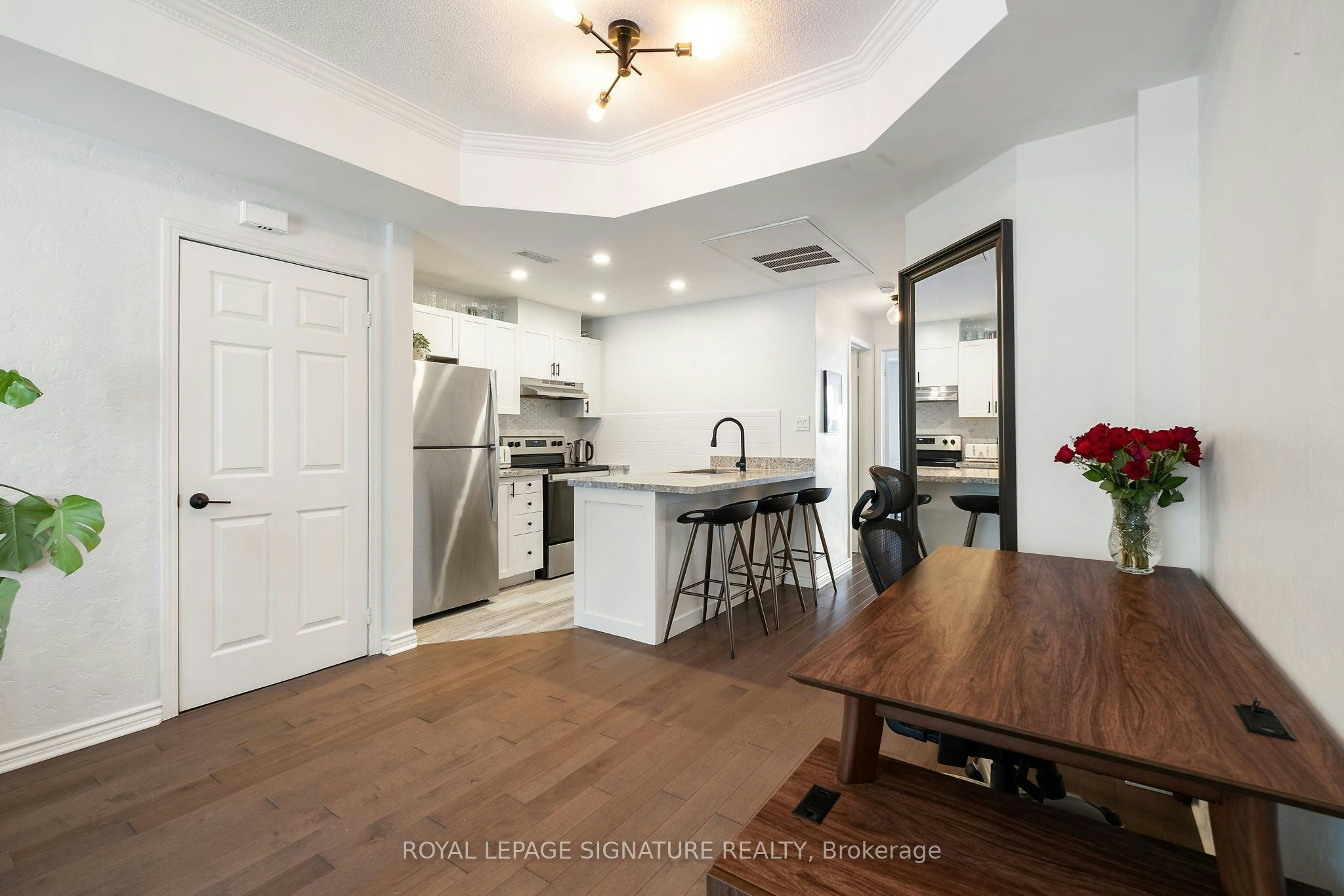 8C Portland Street, Toronto, ON, M5V 3N6 - 11