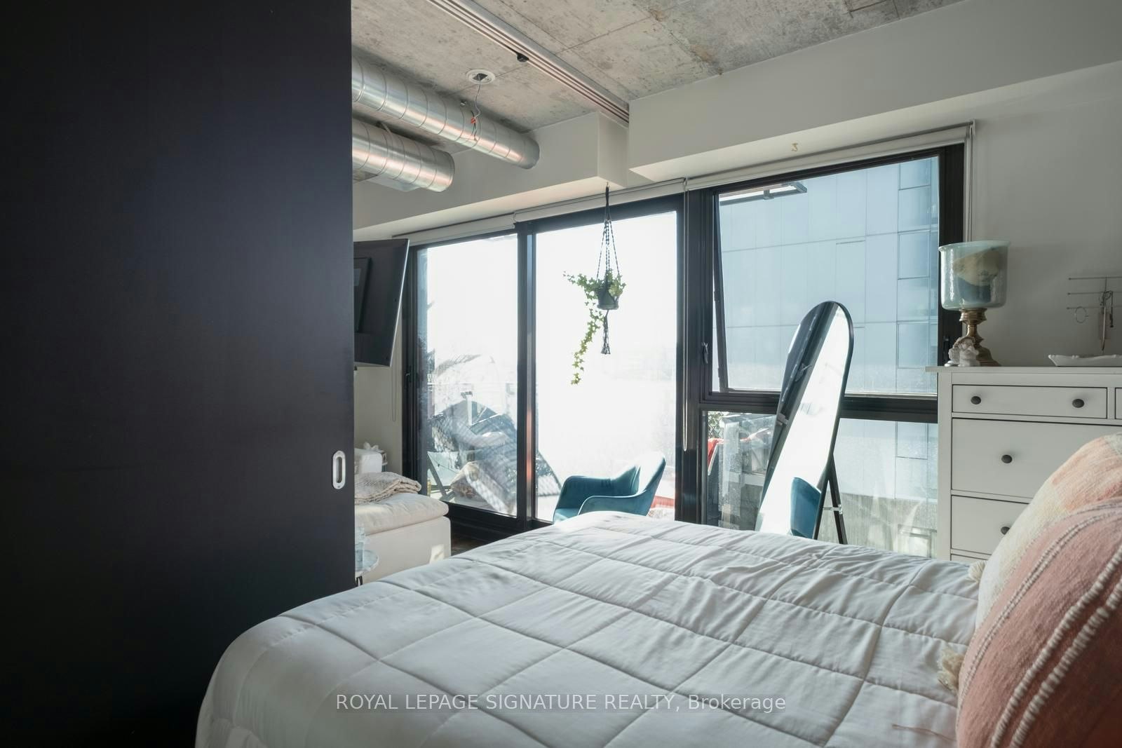 506-51 Trolley Crescent, Toronto, ON, M5A 0E9 - 10