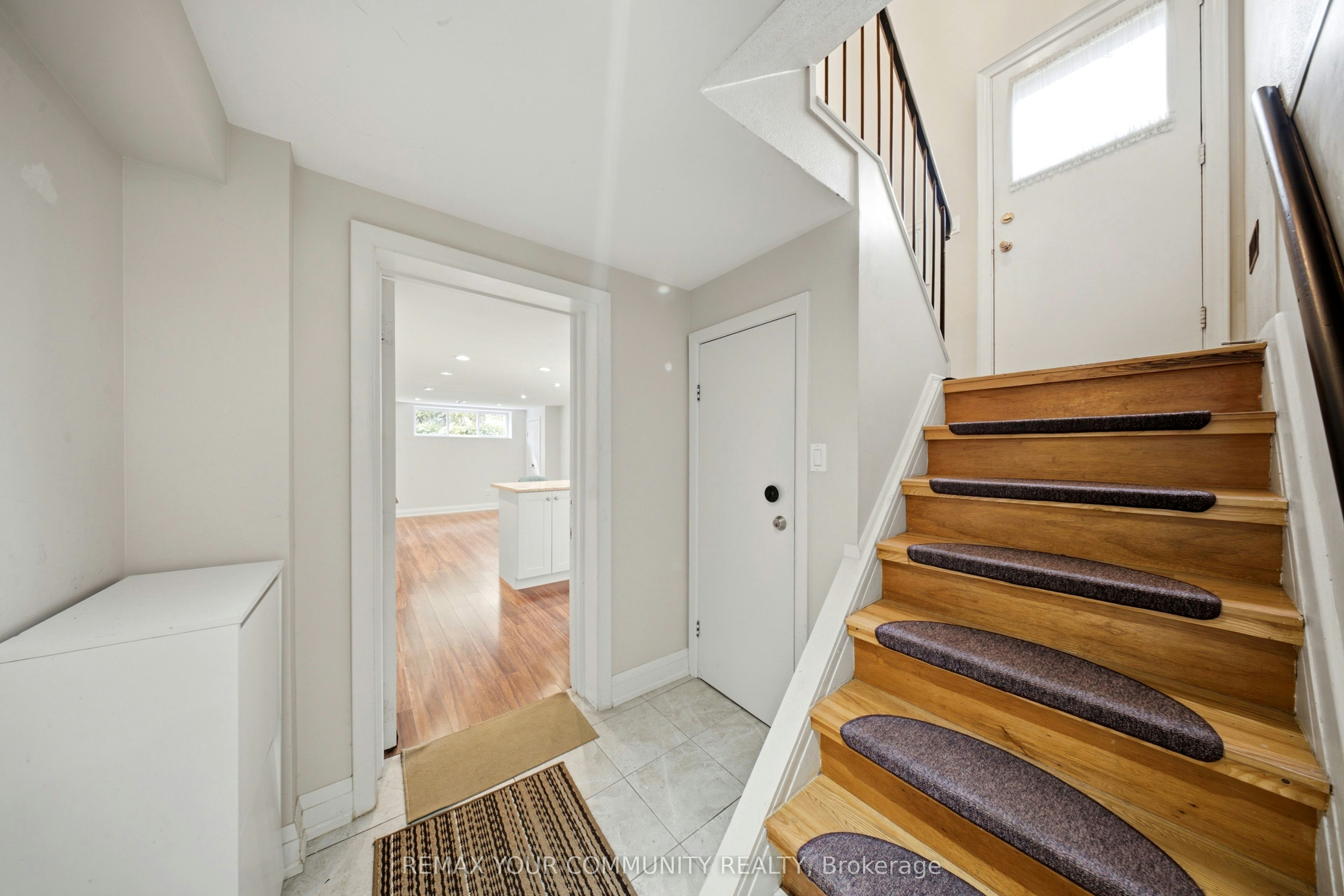 lower 1-10 Tinder Crescent, Toronto, ON, M4A 1L3 - 3