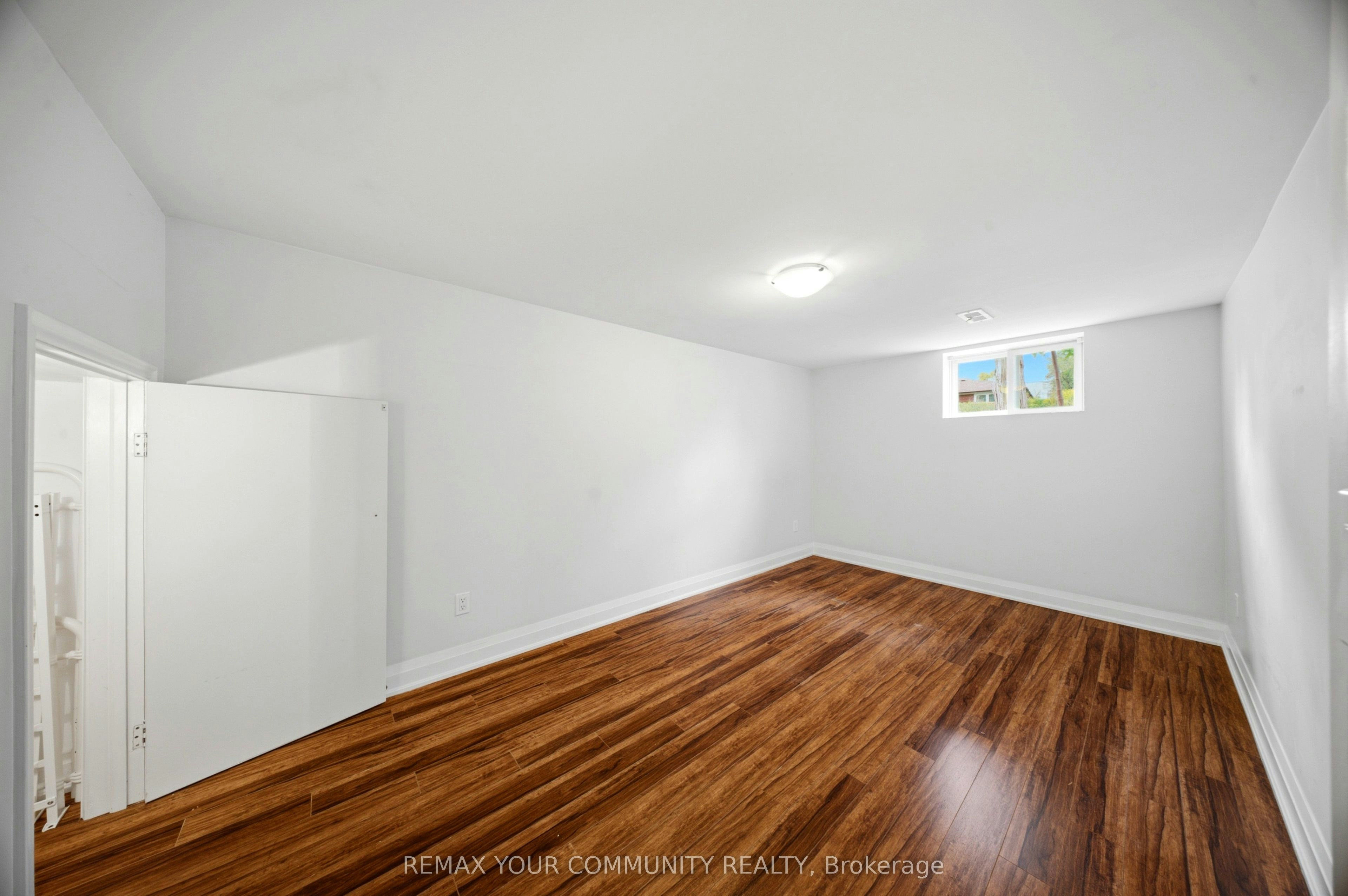 lower 1-10 Tinder Crescent, Toronto, ON, M4A 1L3 - 9