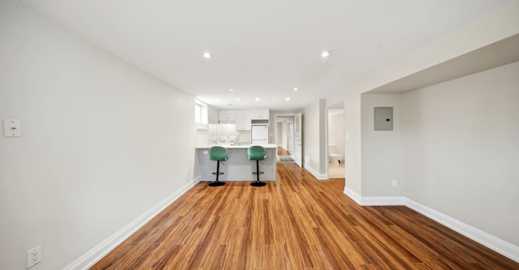 lower 1-10 Tinder Crescent, Toronto, ON, M4A 1L3 - 7