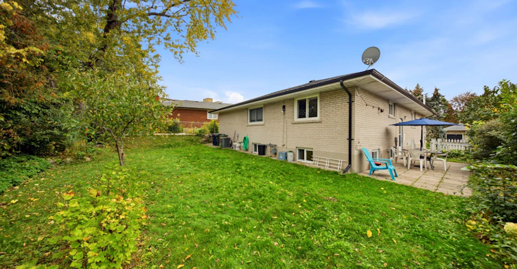 lower 2-10 Tinder Crescent, Toronto, ON, M4A 1L3 - 13