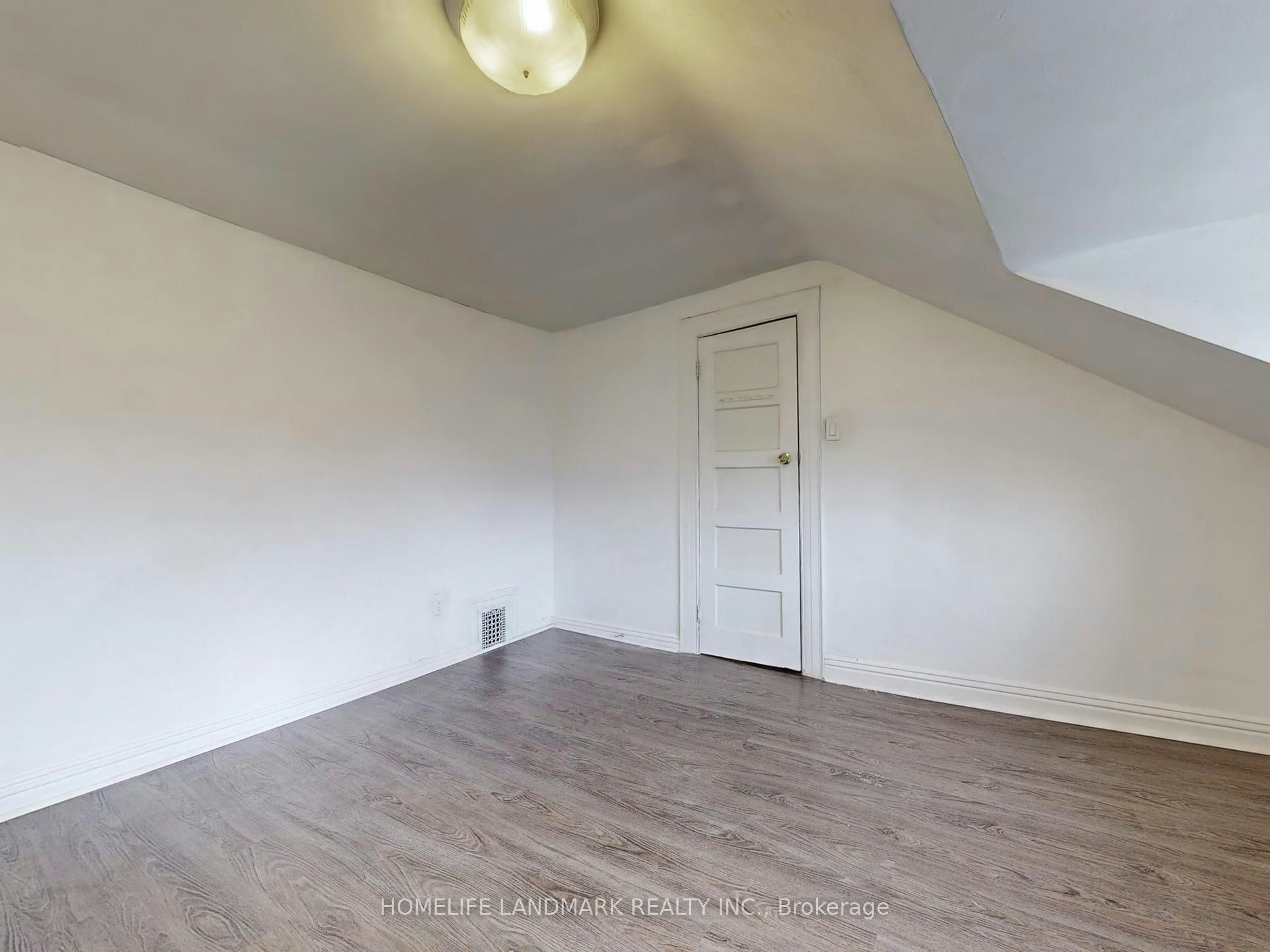 Upper-609 Ossington Avenue, Toronto, ON, M6G 3T6 - 14