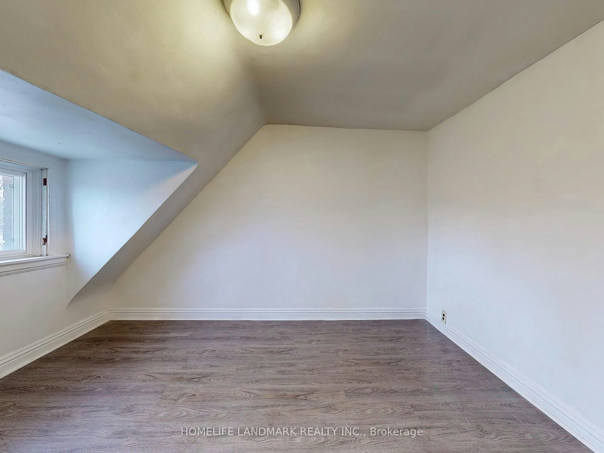 Upper-609 Ossington Avenue, Toronto, ON, M6G 3T6 - 13