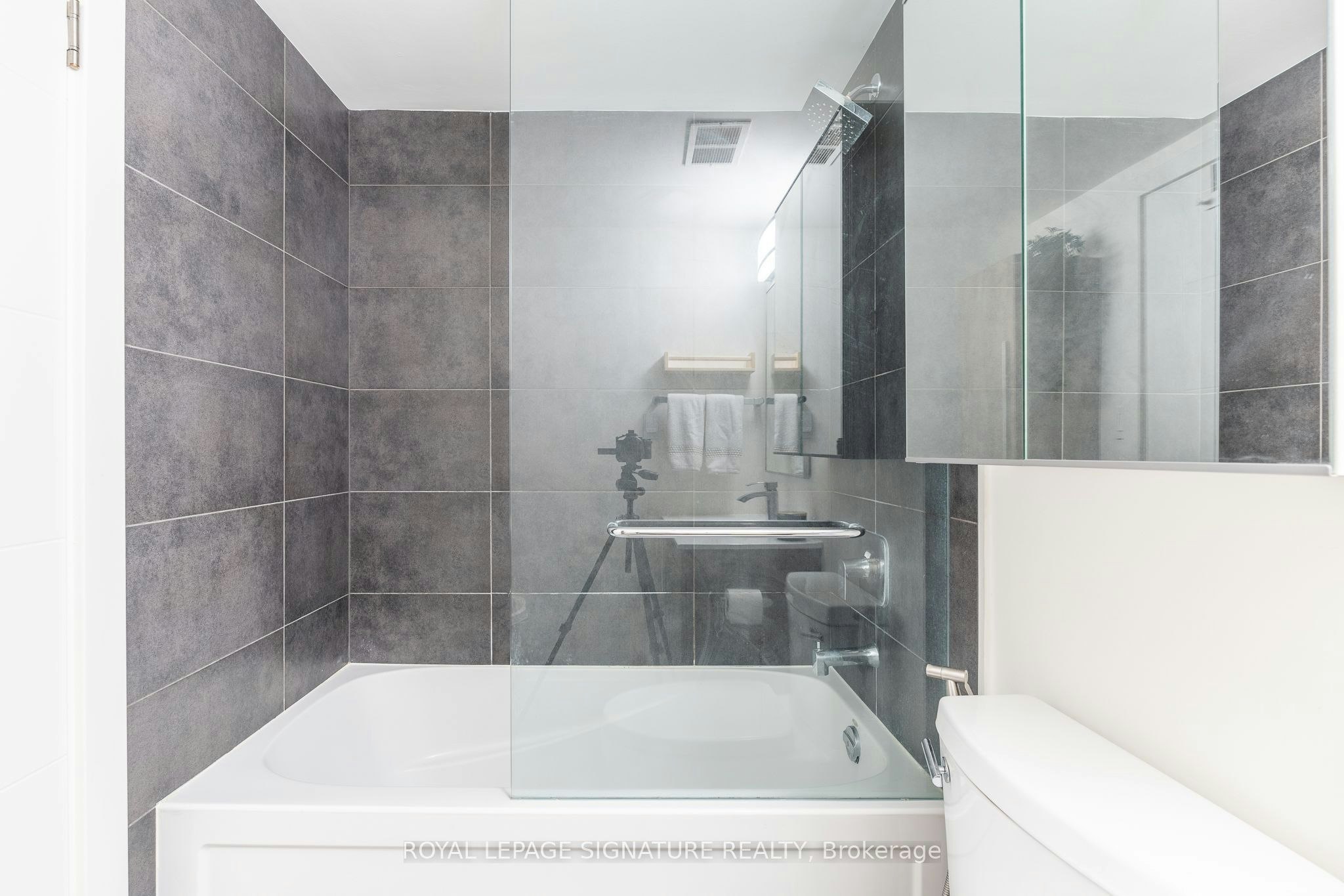 1806-33 Harbour Square, Toronto, ON, M5J 2G2 - 20