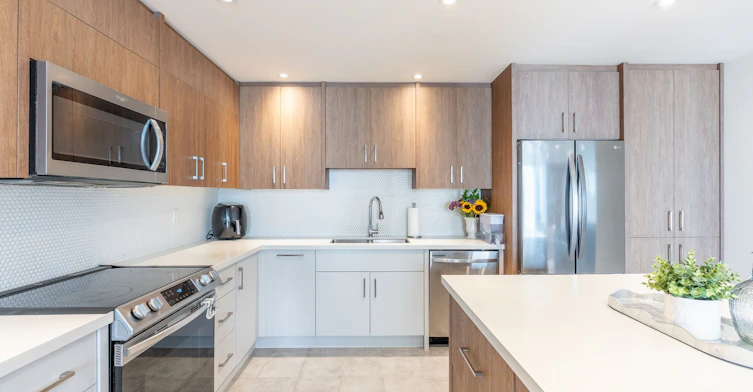 1806-33 Harbour Square, Toronto, ON, M5J 2G2 - 9
