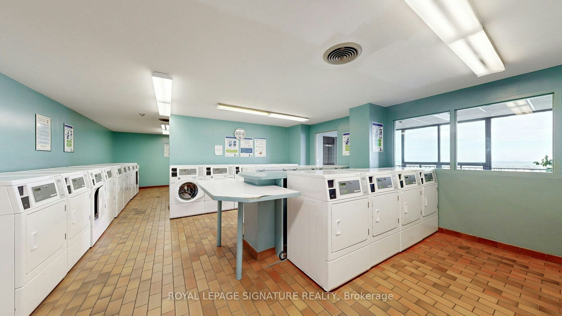 1806-33 Harbour Square, Toronto, ON, M5J 2G2 - 35