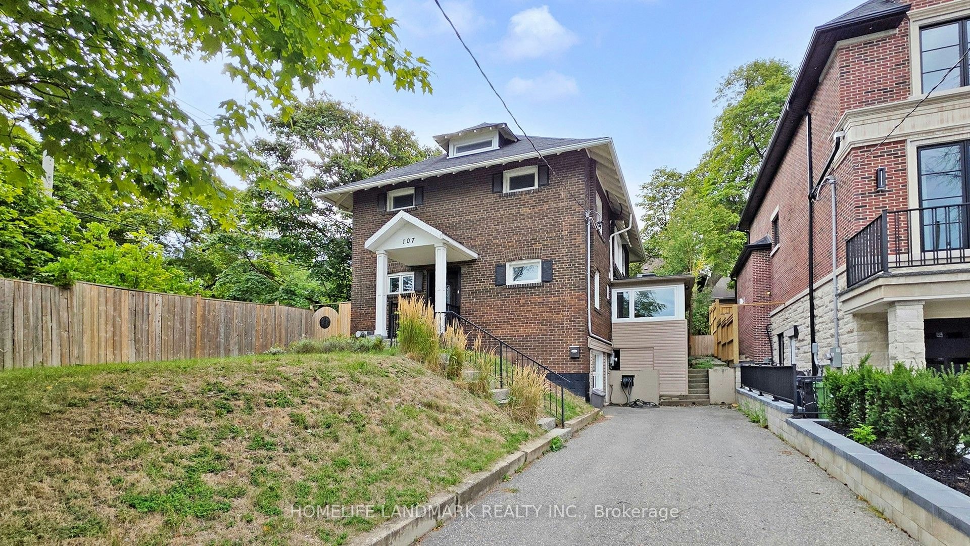 107 Lawrence Crescent, Toronto, ON, M4N 1N5