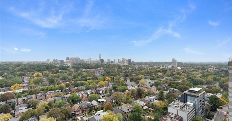2204-181 Bedford Road, Toronto, ON, M5R 0C2 - 23