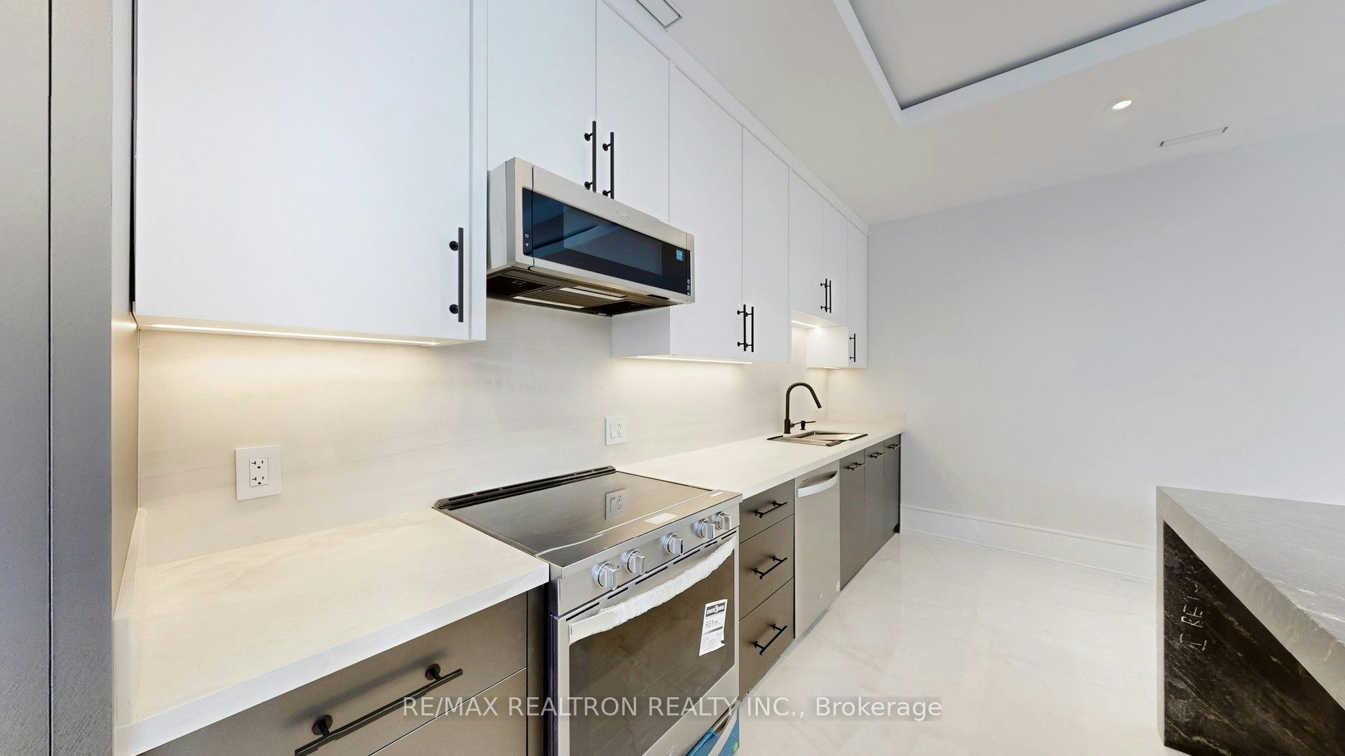 34 Morewood Crescent, Toronto, ON, M2K 1L7 - 16