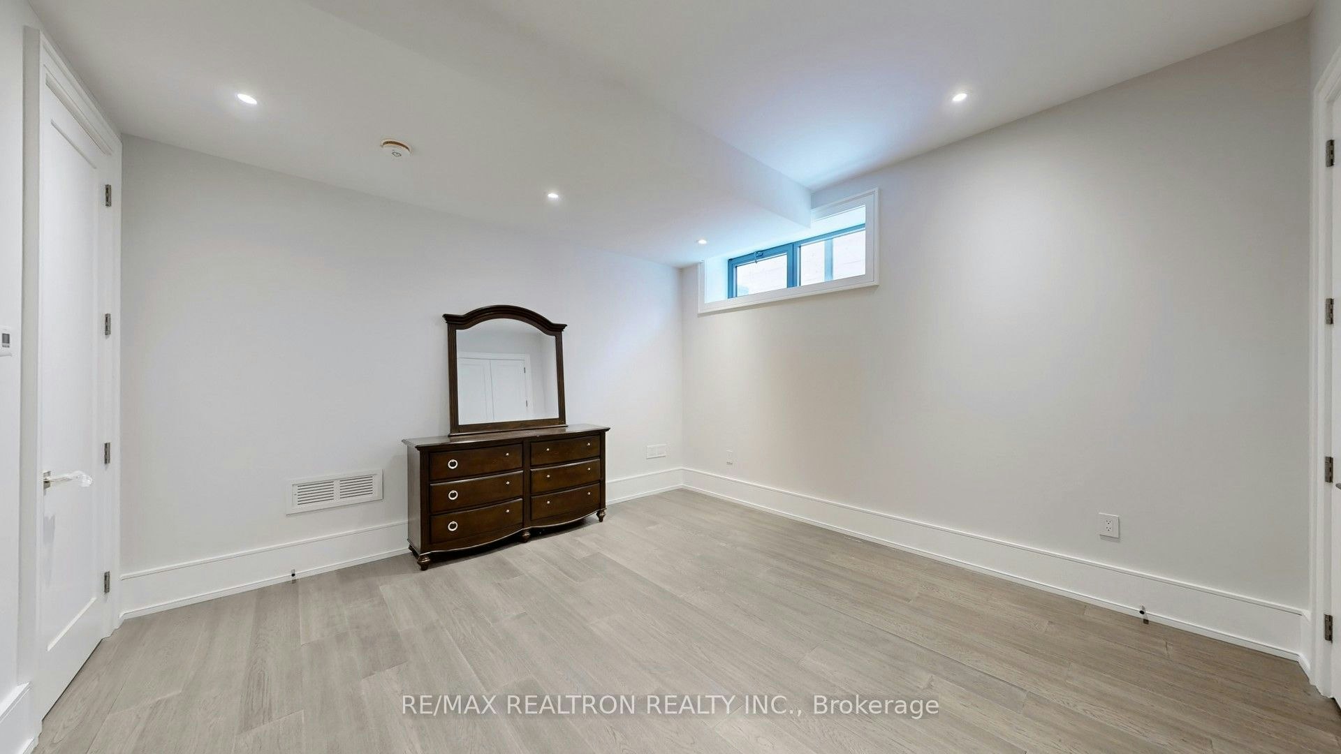 34 Morewood Crescent, Toronto, ON, M2K 1L7 - 18