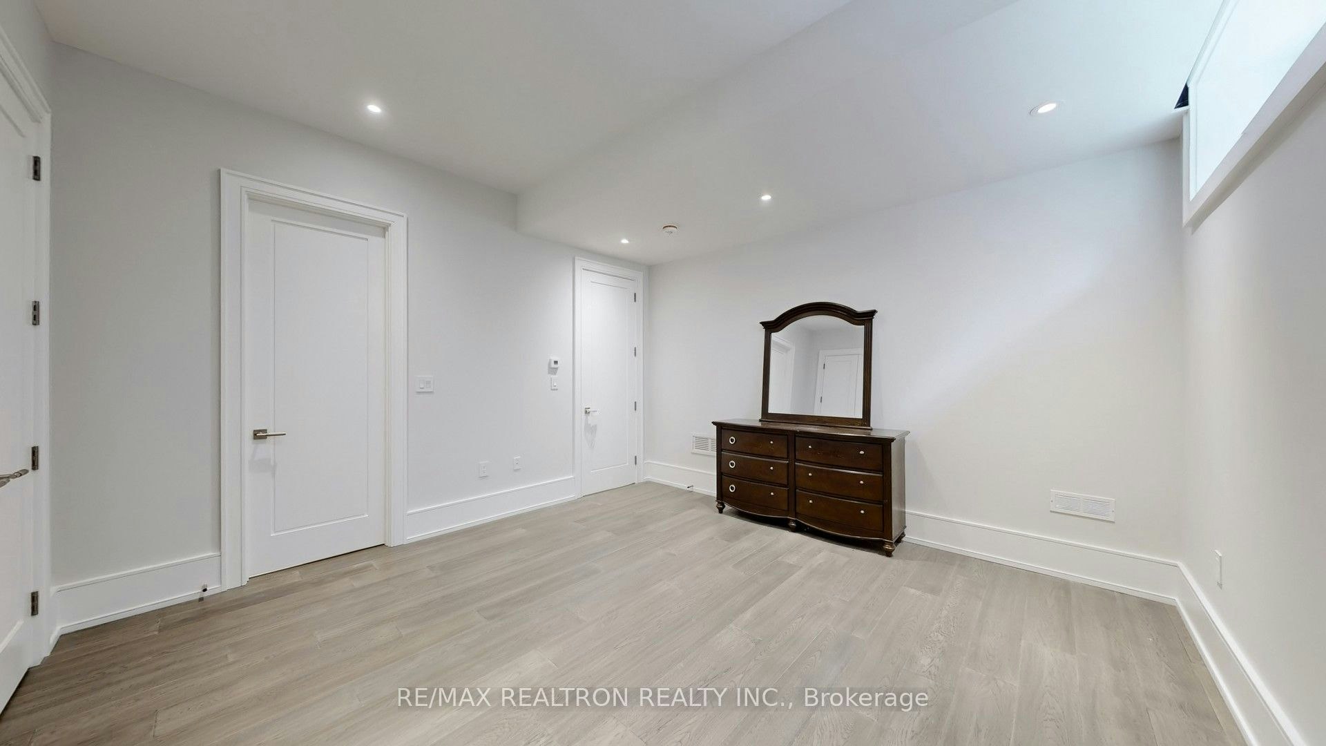 34 Morewood Crescent, Toronto, ON, M2K 1L7 - 22