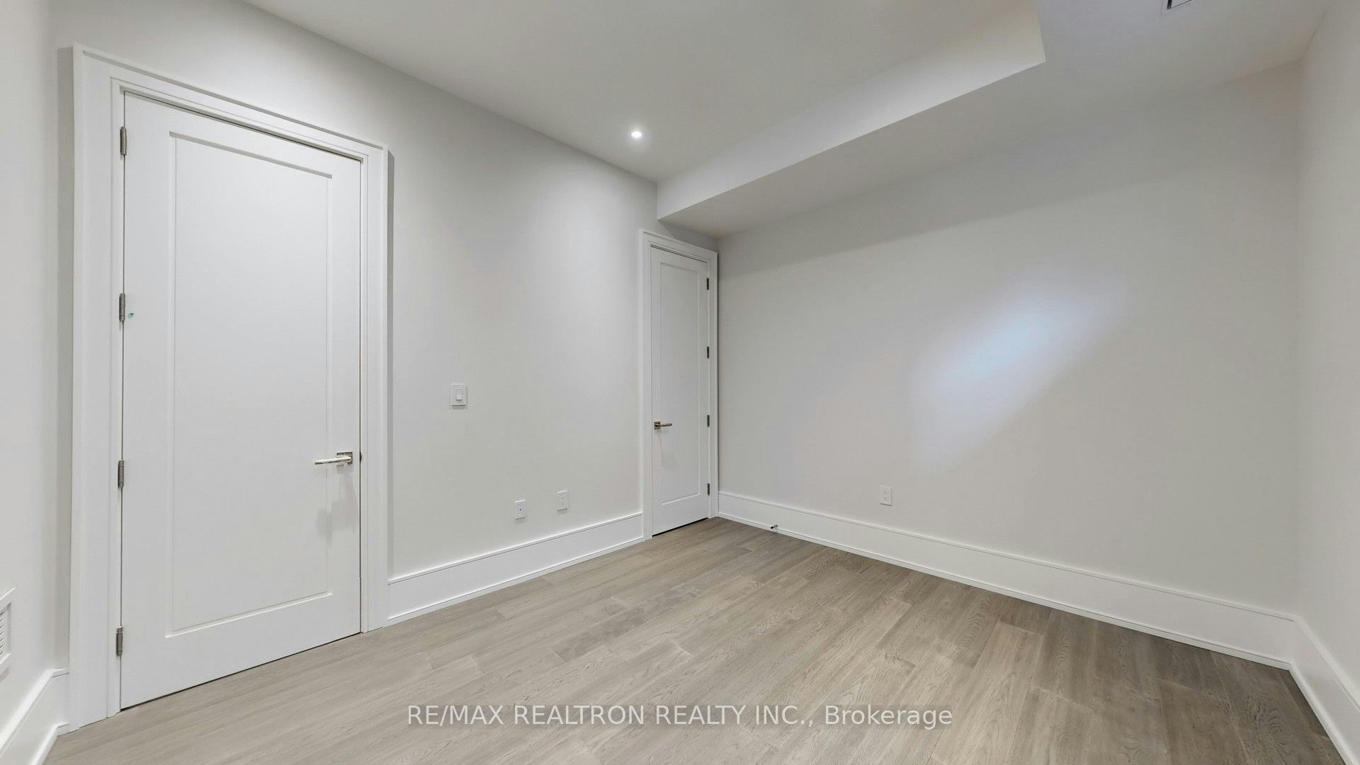 34 Morewood Crescent, Toronto, ON, M2K 1L7 - 27