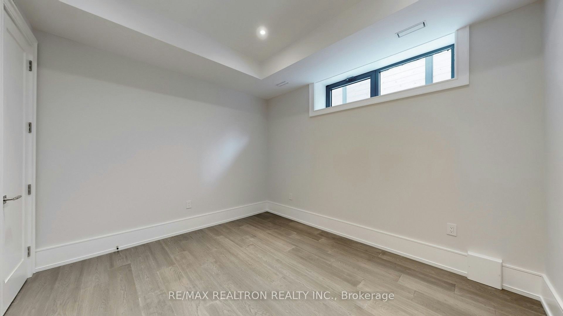 34 Morewood Crescent, Toronto, ON, M2K 1L7 - 24