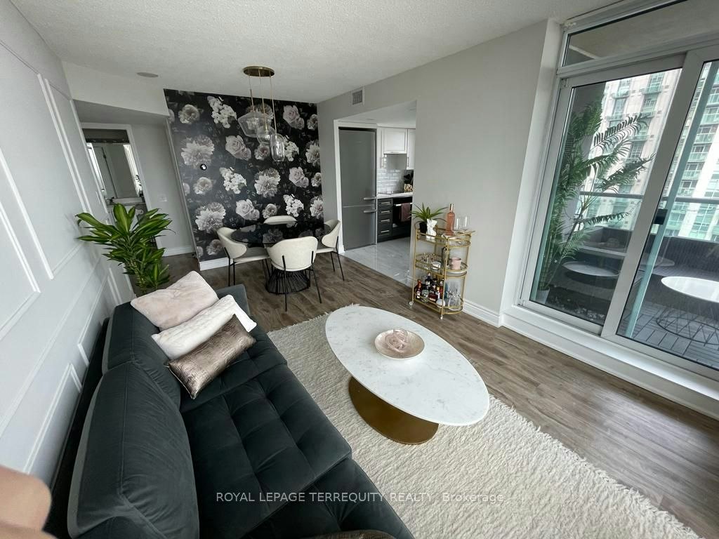 1911-28 Harrison Garden Boulevard, Toronto, ON, M2N 7B5 - 8