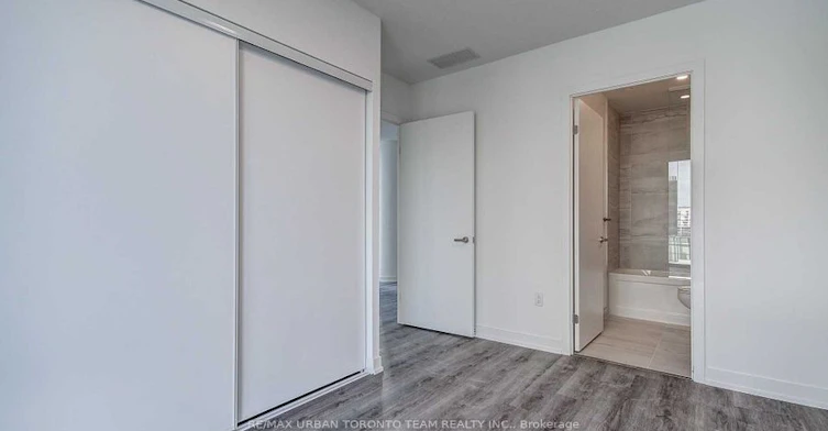 807-138 Downes Street, Toronto, ON, M5E 0E4 - 8