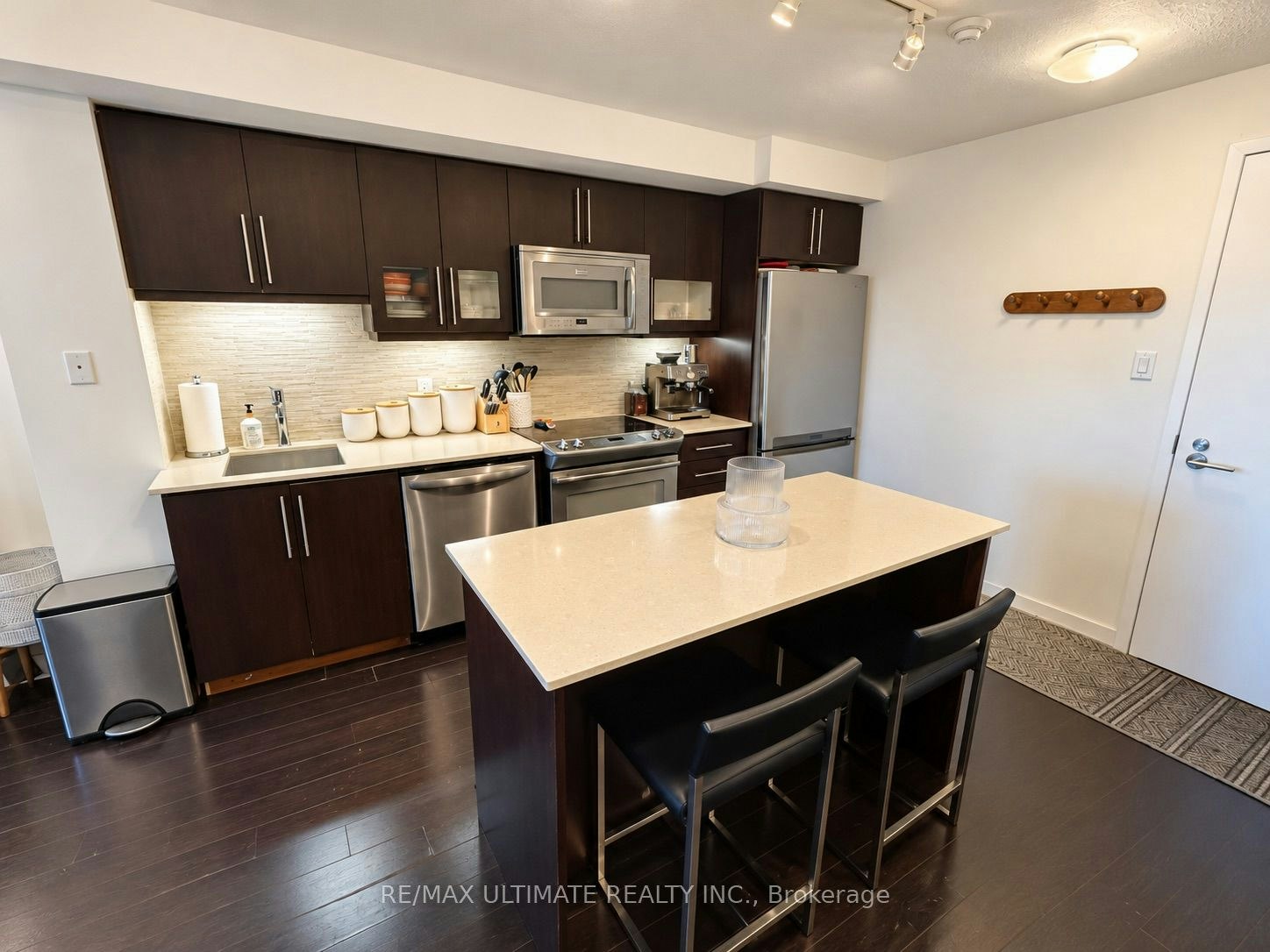 N325-1169 Queen Street W, Toronto, ON, M6J 0A4 - 9
