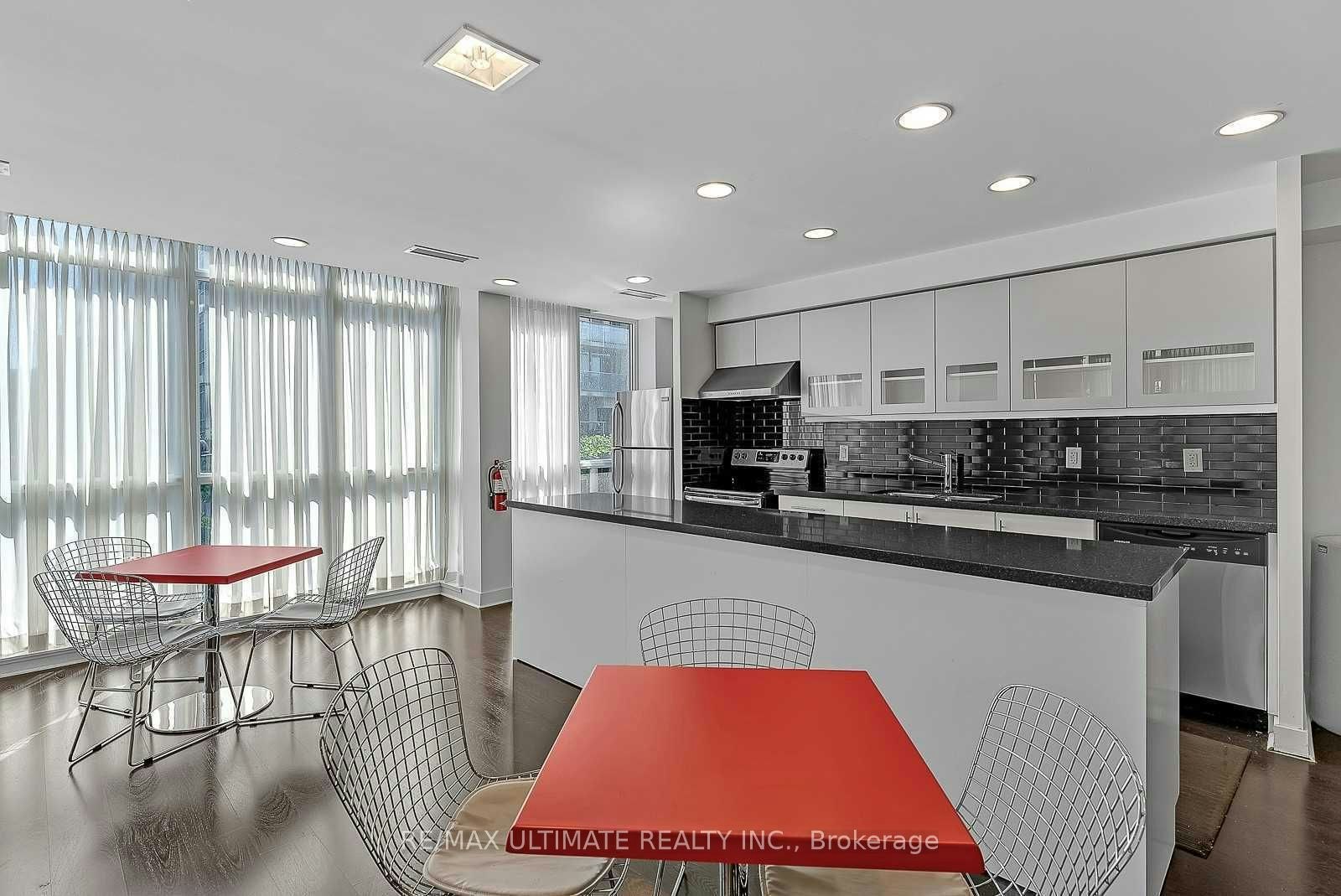 N325-1169 Queen Street W, Toronto, ON, M6J 0A4 - 19