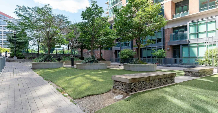 N325-1169 Queen Street W, Toronto, ON, M6J 0A4 - 15