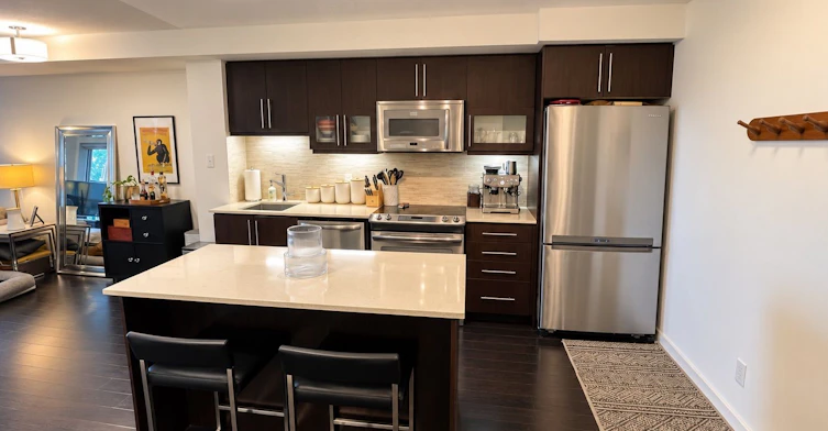 N325-1169 Queen Street W, Toronto, ON, M6J 0A4 - 10