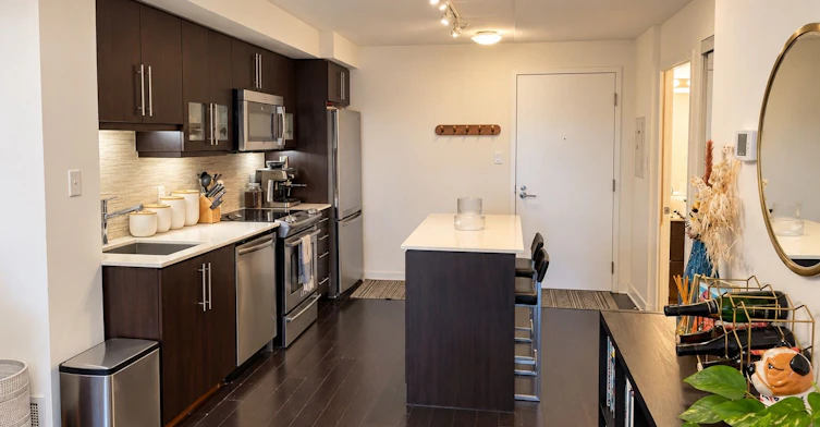 N325-1169 Queen Street W, Toronto, ON, M6J 0A4 - 11
