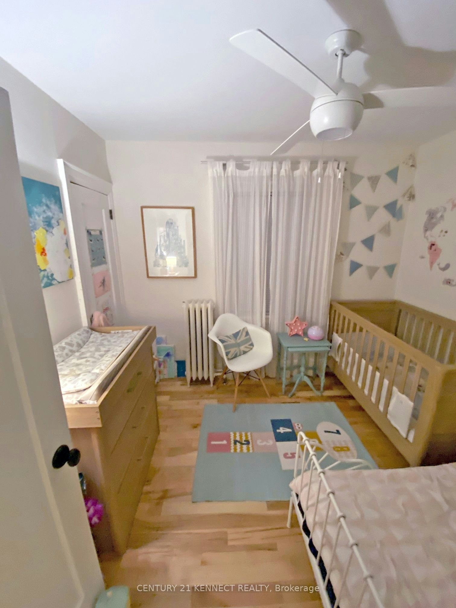 First Floor-279 St Clair Avenue E, Toronto, ON, M4T 1P3 - 10