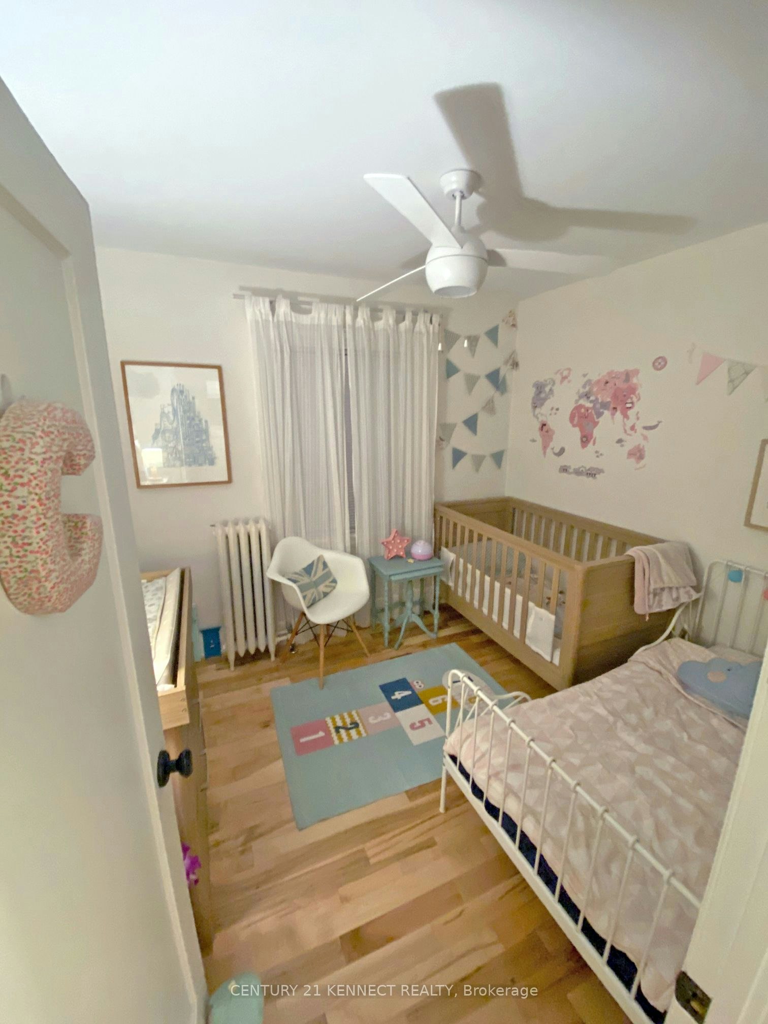 First Floor-279 St Clair Avenue E, Toronto, ON, M4T 1P3 - 11