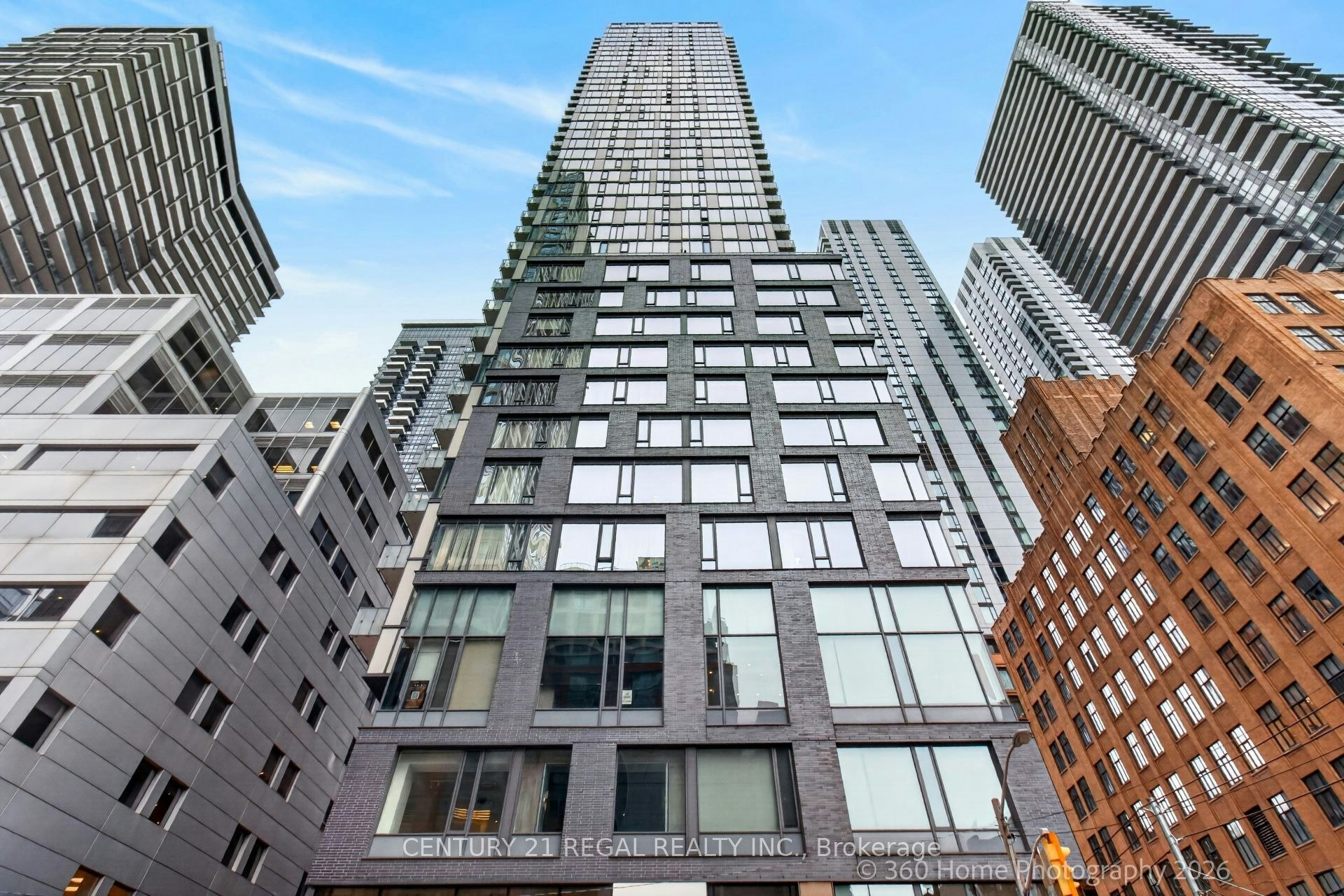 2011-101 Peter Street, Toronto, ON, M5V 0G6