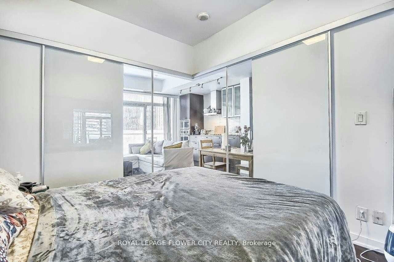 901-12 York Street, Toronto, ON, M5J 0A9 - 18