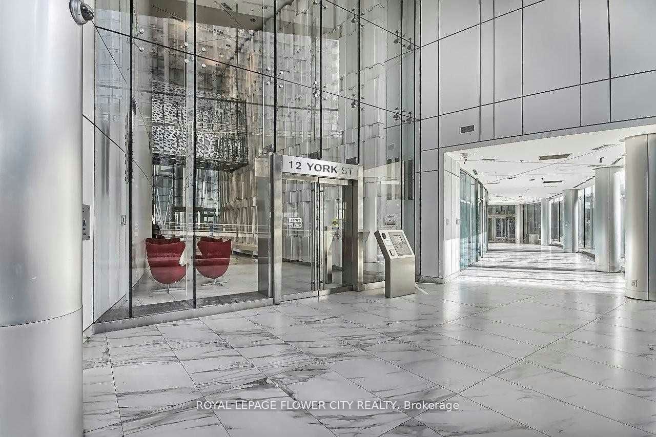901-12 York Street, Toronto, ON, M5J 0A9 - 5