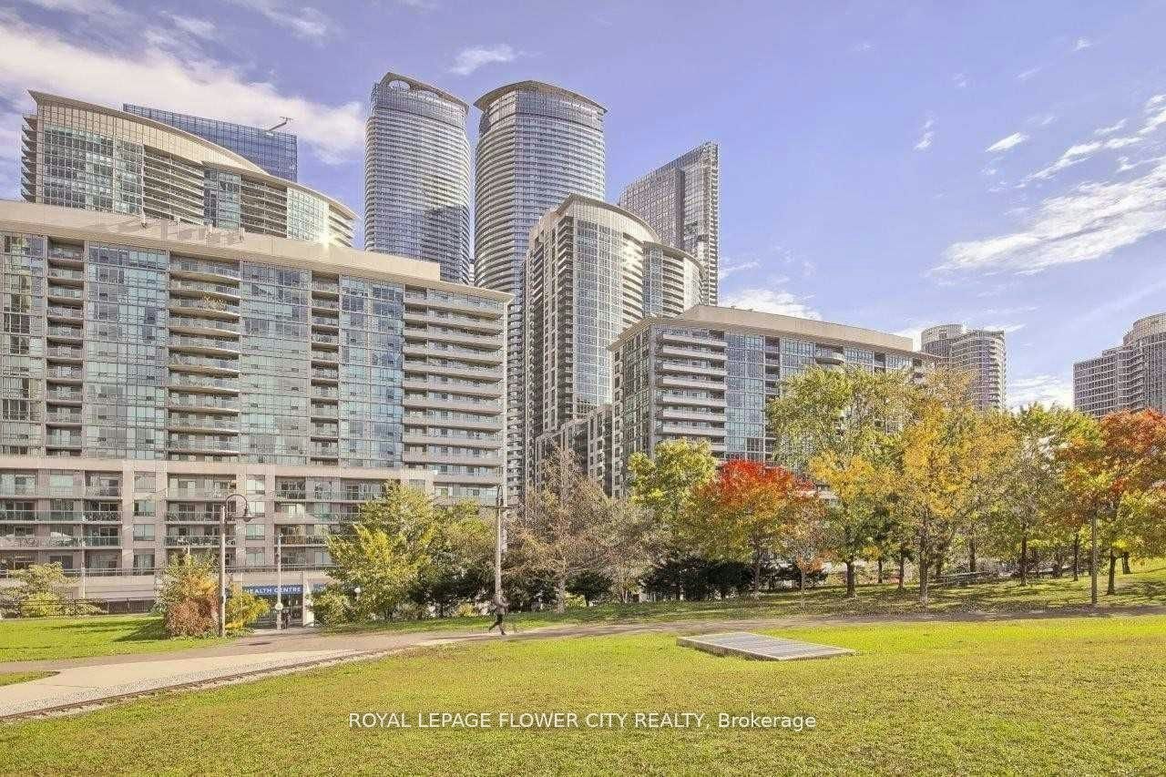 901-12 York Street, Toronto, ON, M5J 0A9 - 2