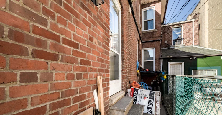 1-1413 Dundas Street, Toronto, ON, M6J 1Y4 - 17