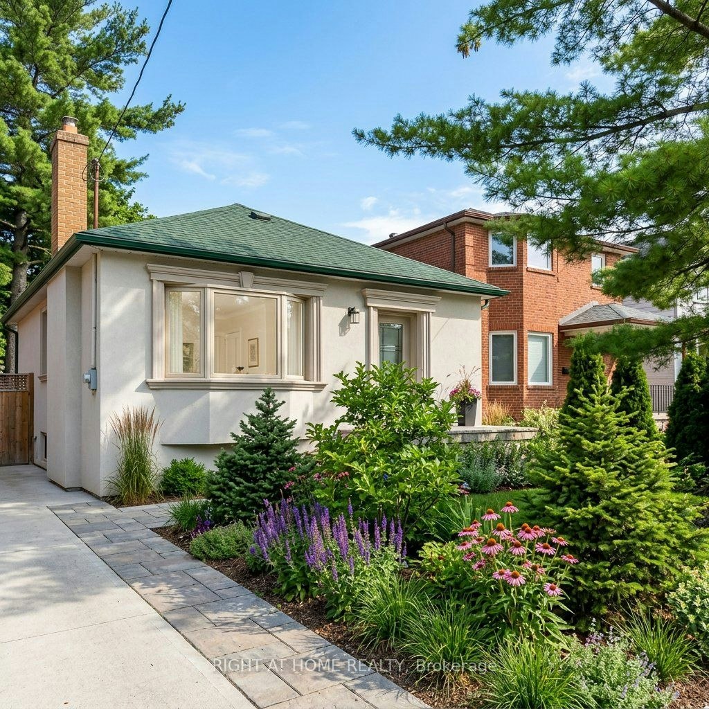 44 Connaught Avenue, Toronto, ON, M2M 1G6