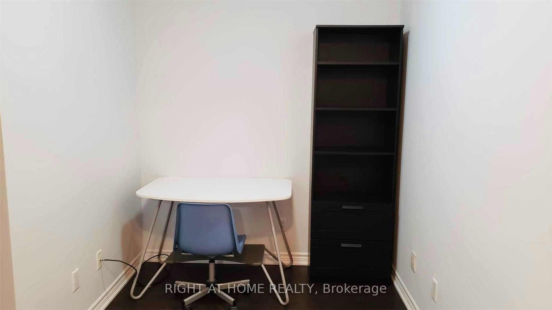 1510-761 Bay Street, Toronto, ON, M5G 2R2 - 4