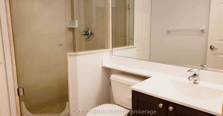 1510-761 Bay Street, Toronto, ON, M5G 2R2 - 5